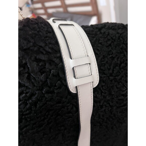 BCBG Maxazria Perforated White Leather Messenger Bag W/Pockets Adjustable Strap - Picture 8 of 12